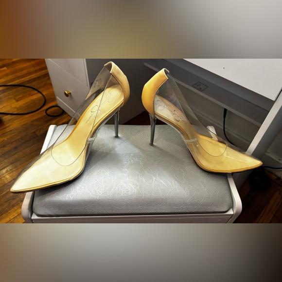 Jessica Simpson clear pump - Picture 2 of 3